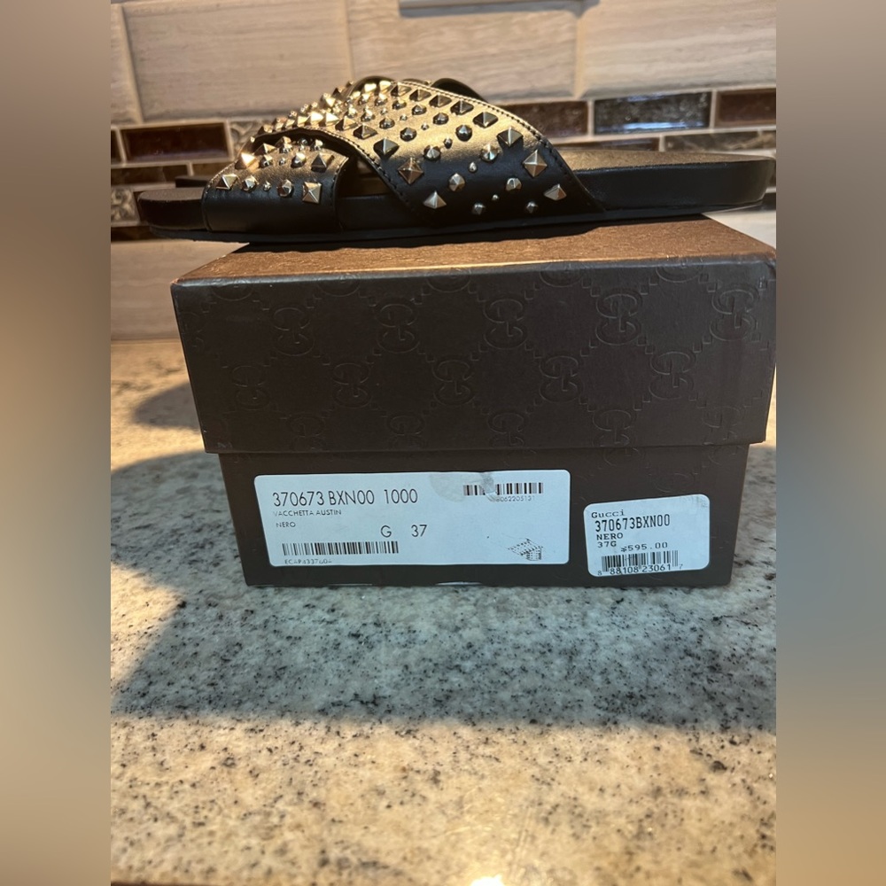 SOLD SOLD Authentic Gucci Vacchetta Austin Nero Sandal - Picture 9 of 16
